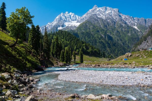 Kashmir Tour Packages – Paradise on Earth India’s Favorite Destination
